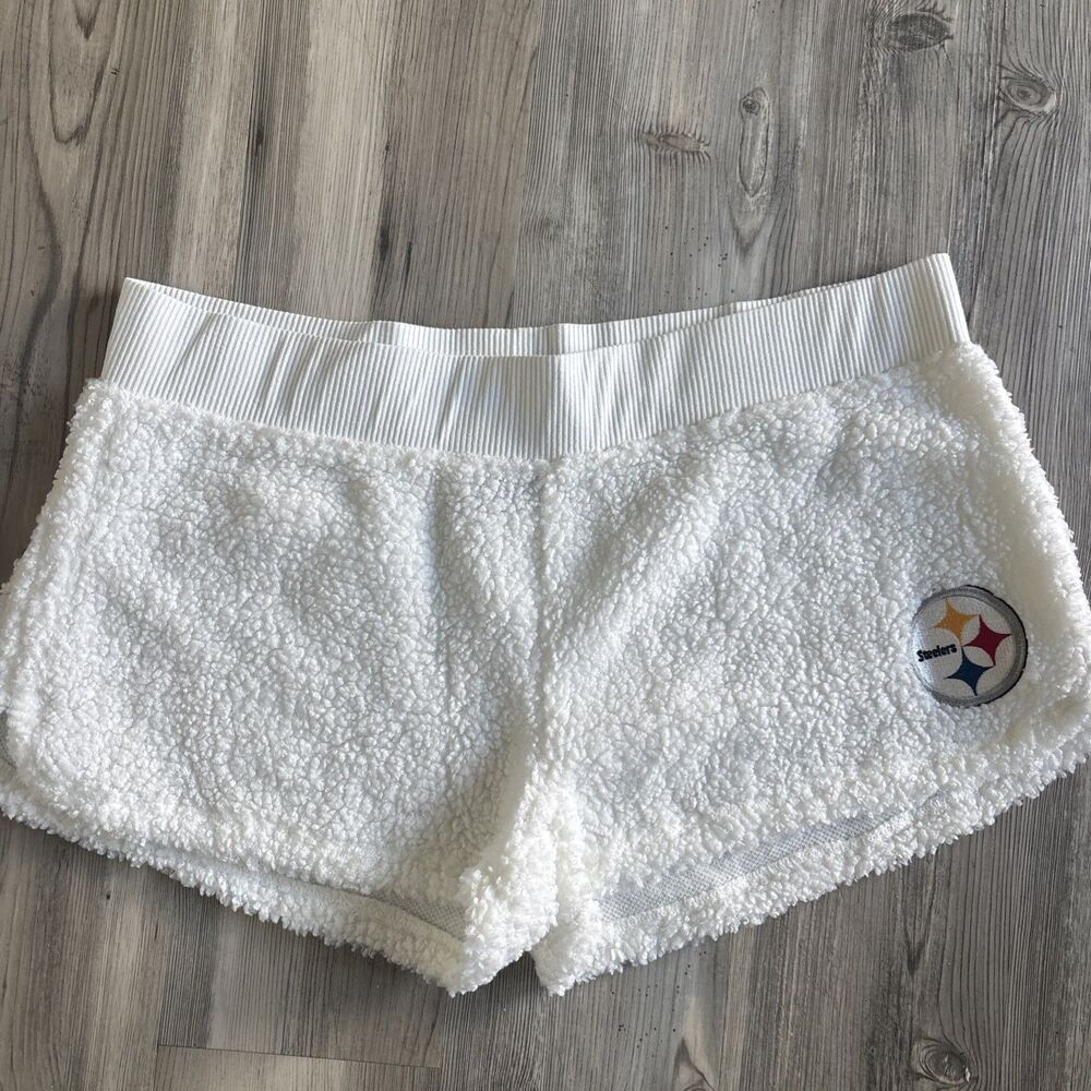 NWOT Pittsburgh Steelers Concepts Sport Cream Fluffy Shorts Women's Size XL